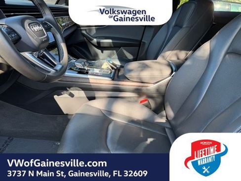 Used 2021 Audi Q8 Premium Plus w/ Premium Plus Package AWD/4WD image 18