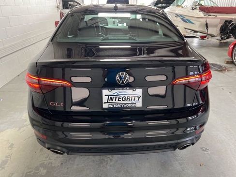Used 2022 Volkswagen Jetta GLI Autobahn FWD image 7