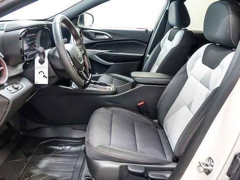 New 2026 Chevrolet Trax RS w/ Driver Confidence Package FWD image 9