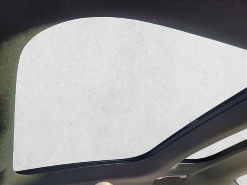 Used 2017 Mercedes-Benz E 300 4MATIC image 15