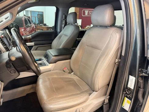 Used 2015 Ford F150 Lariat w/ Equipment Group 502A Luxury AWD/4WD image 10