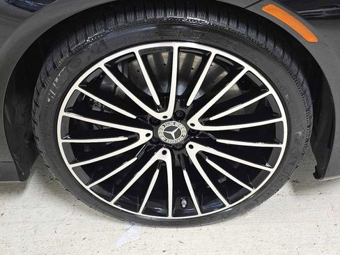 Used 2024 Mercedes-Benz S 580 4MATIC Sedan image 9