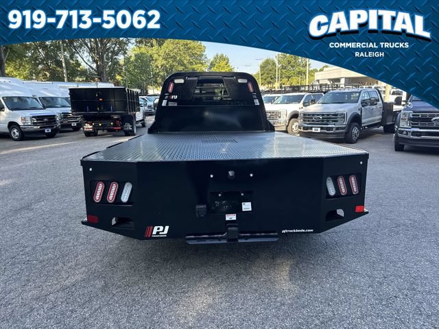New 2026 Ford F550 4x4 Crew Cab image 9