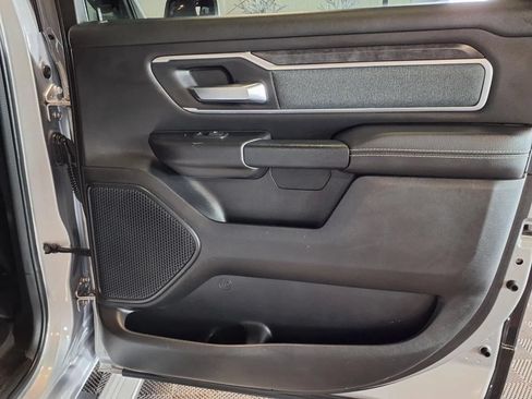Used 2022 RAM 1500 Big Horn AWD/4WD image 11