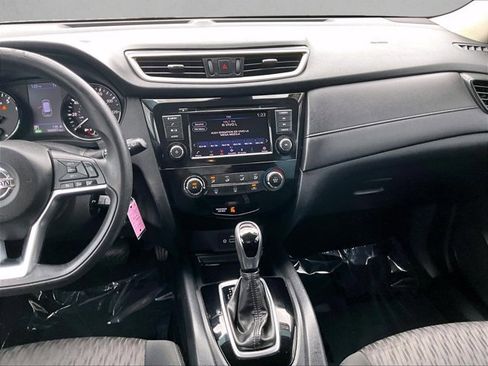 Used 2020 Nissan Rogue S FWD image 8