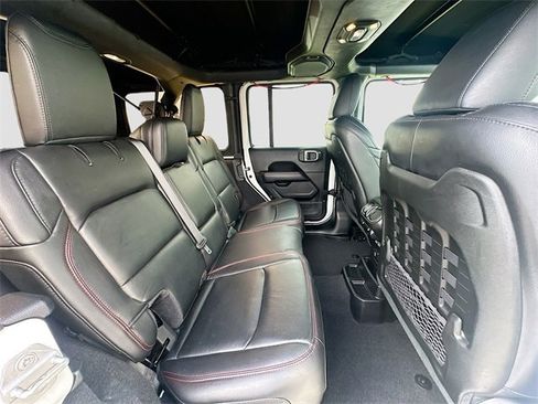 Used 2019 Jeep Wrangler Unlimited Rubicon image 26