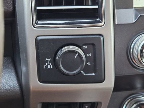 Used 2020 Ford F250 King Ranch w/ King Ranch Ultimate Package AWD/4WD image 23