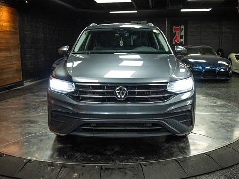 Used 2024 Volkswagen Tiguan SE FWD image 4