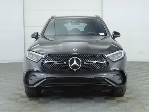 Certified 2026 Mercedes-Benz GLC 300 image 2