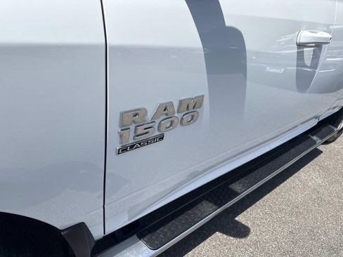 Used 2021 RAM 1500 Classic SLT RWD image 13