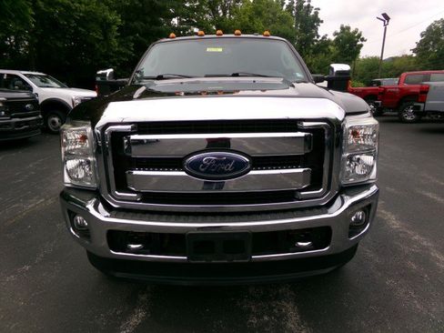 Used 2016 Ford F250 XLT w/ XLT Premium Package AWD/4WD image 3