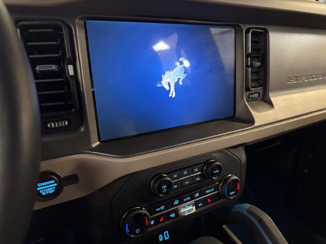 Used 2024 Ford Bronco Wildtrak AWD/4WD image 13