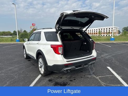 Used 2023 Ford Explorer Platinum w/ Technology Package image 12