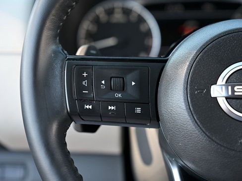 Used 2023 Nissan Pathfinder SL w/ SL Premium Package image 23