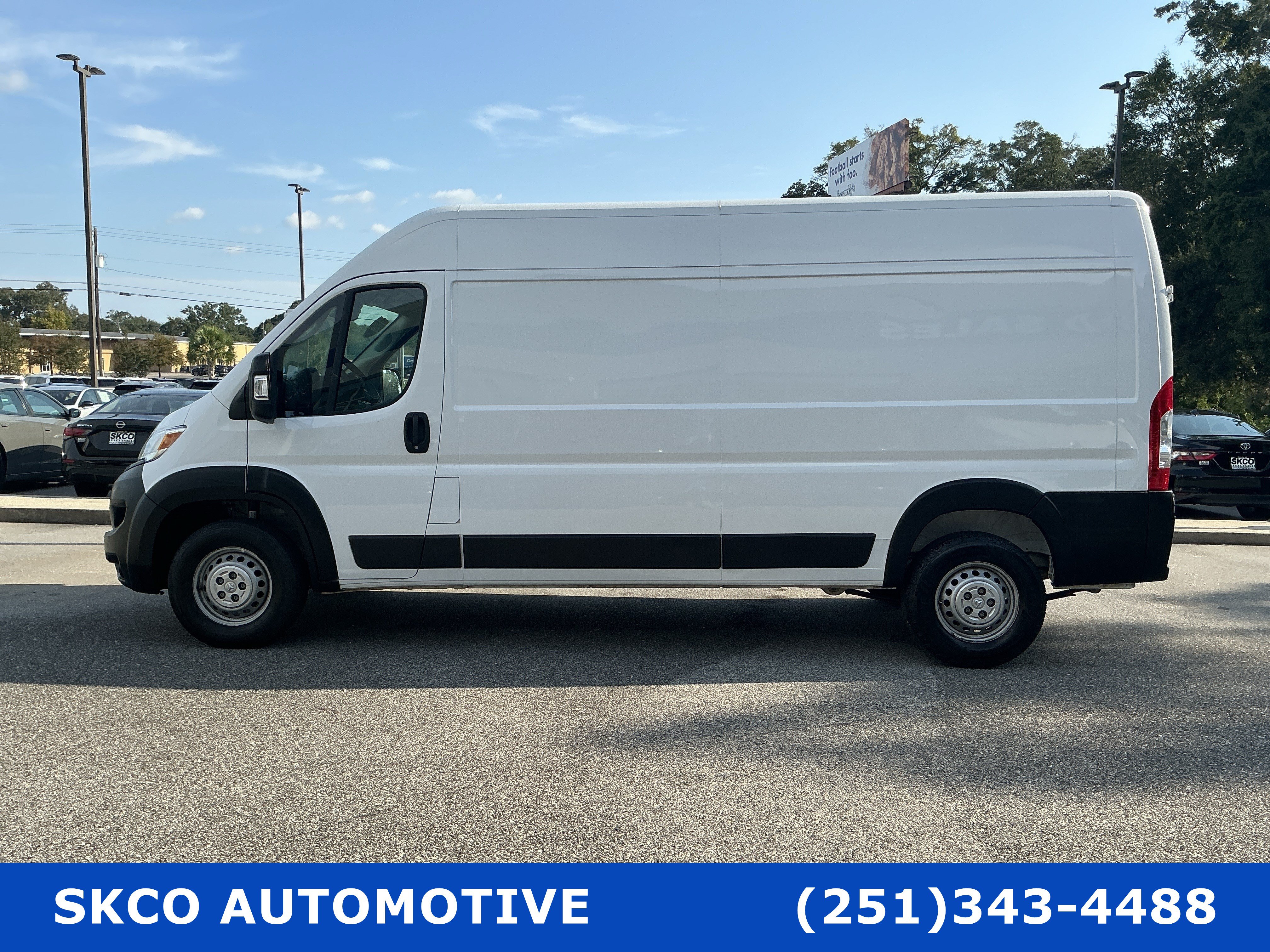 Used 2025 RAM ProMaster 3500 w/ Convenience Group FWD image 2