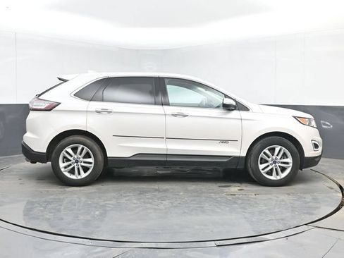 Used 2017 Ford Edge SEL w/ Equipment Group 201A AWD/4WD image 11