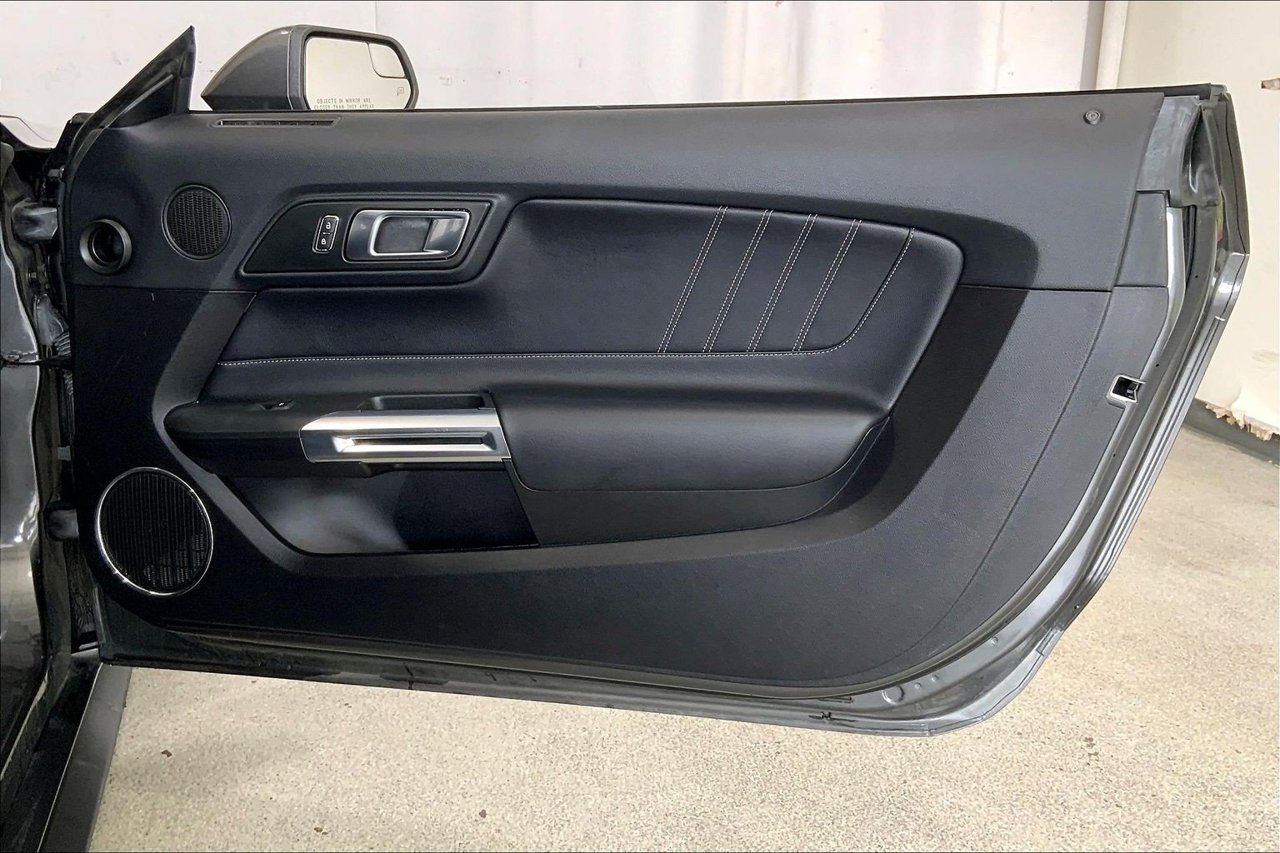 Used 2019 Ford Mustang Premium RWD image 25