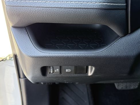 Used 2024 Toyota RAV4 XLE AWD/4WD image 24