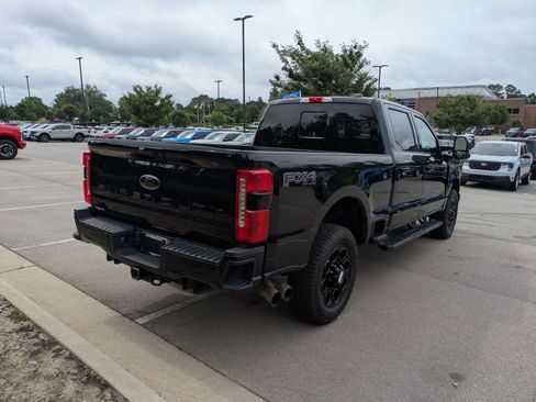 Used 2023 Ford F250 Lariat w/ Black Appearance Package AWD/4WD image 4