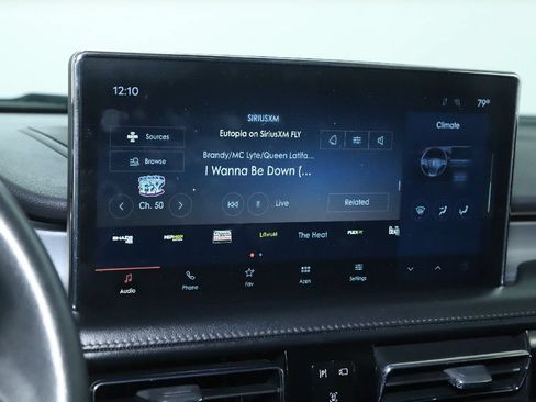 Certified 2022 Lincoln Nautilus AWD image 25