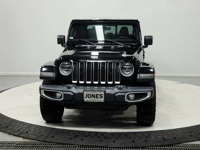 Used 2022 Jeep Gladiator Overland w/ Popular Equipment Package