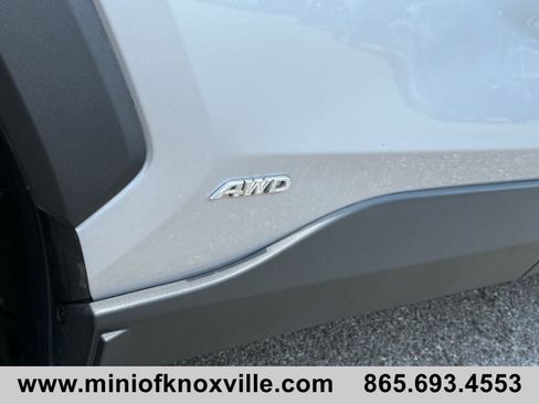Used 2024 Toyota RAV4 LE AWD/4WD image 10