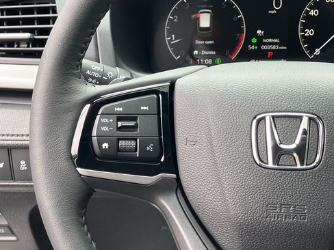 Certified 2026 Honda Odyssey EX-L image 22