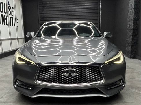 Used 2017 INFINITI Q60 3.0t w/ Cargo Package RWD image 14