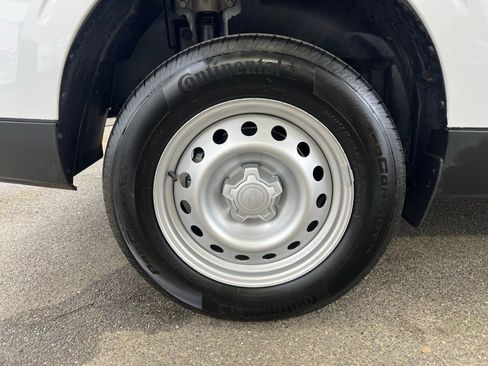 Used 2025 Ford Maverick XL w/ Equipment Group 101A image 20