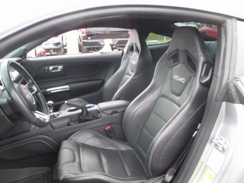 Used 2021 Ford Mustang GT Premium w/ Equipment Group 401A image 15