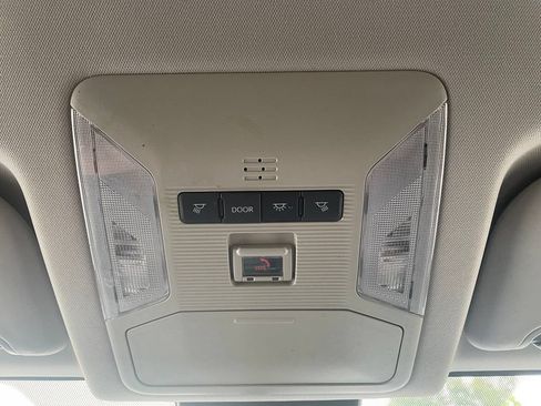 Used 2024 Toyota RAV4 LE AWD/4WD image 23