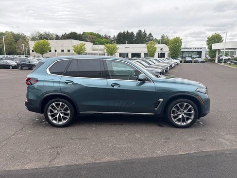 Certified 2024 BMW X5 xDrive40i w/ Premium Package AWD/4WD image 6