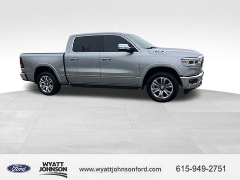 Used 2022 RAM 1500 Limited AWD/4WD image 2