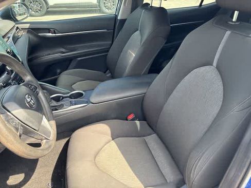 Used 2023 Toyota Camry LE w/ Convenience Package FWD image 11
