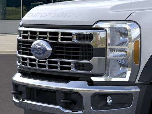 New 2026 Ford F550 4x4 Crew Cab Super Duty image 17
