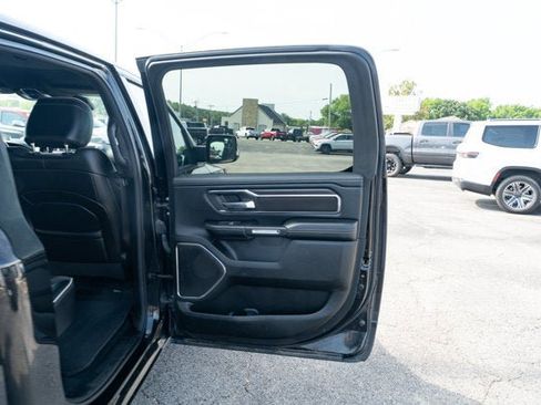 Used 2025 RAM 1500 Laramie AWD/4WD image 15