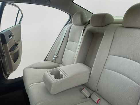 Used 2013 Honda Accord EX image 28