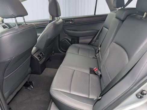 Used 2016 Subaru Outback 2.5i Limited image 13