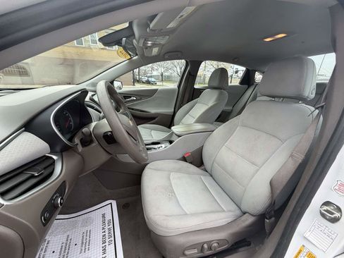 Used 2022 Chevrolet Malibu LT FWD image 13