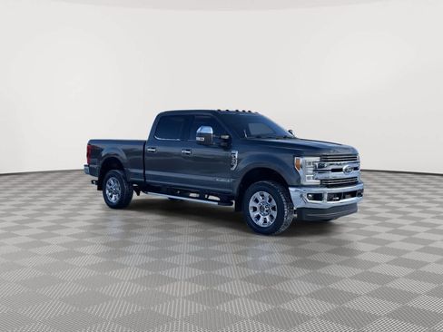 Used 2018 Ford F350 Lariat w/ Lariat Ultimate Package image 2