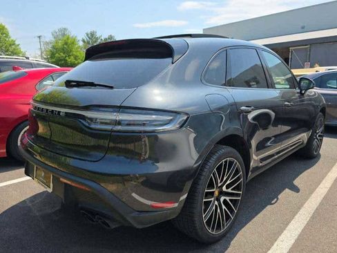 Used 2024 Porsche Macan AWD/4WD image 3
