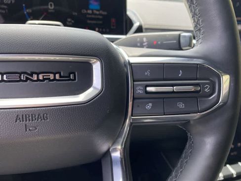 Used 2025 GMC Sierra EV Denali AWD/4WD image 21
