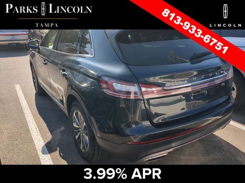 Used 2023 Lincoln Nautilus FWD w/ Premium Package image 7
