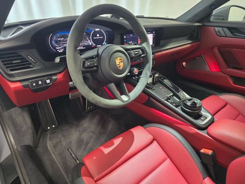 Used 2026 Porsche 911 Carrera GTS RWD image 4