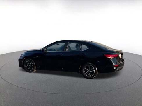 Used 2024 Nissan Sentra SV image 9