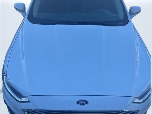 Used 2019 Ford Fusion SEL image 22