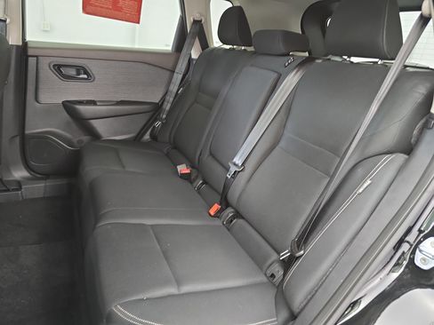 Certified 2023 Nissan Rogue S image 13