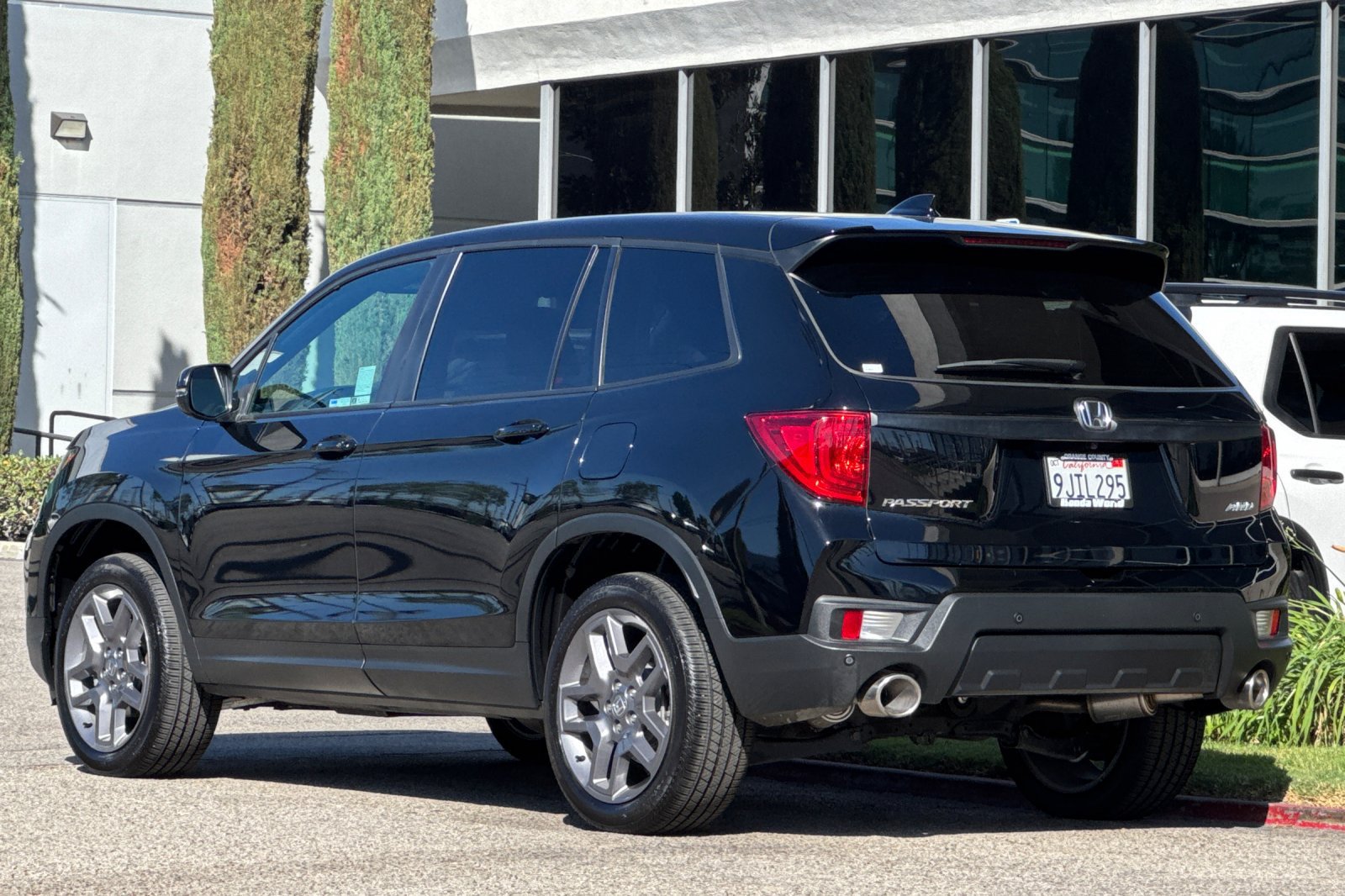 Certified 2023 Honda Passport EX-L image 6