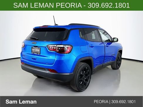 New 2026 Jeep Compass Latitude image 7