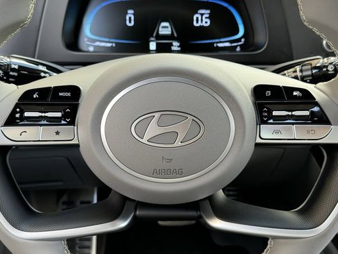 New 2025 Hyundai Elantra Sport image 5